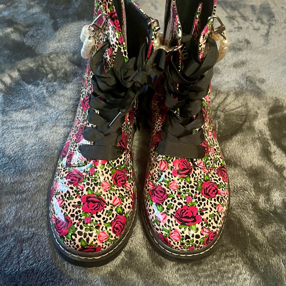 Torrid brand Betsey Johnson Floral Combat Boots - Pink and Black 10w